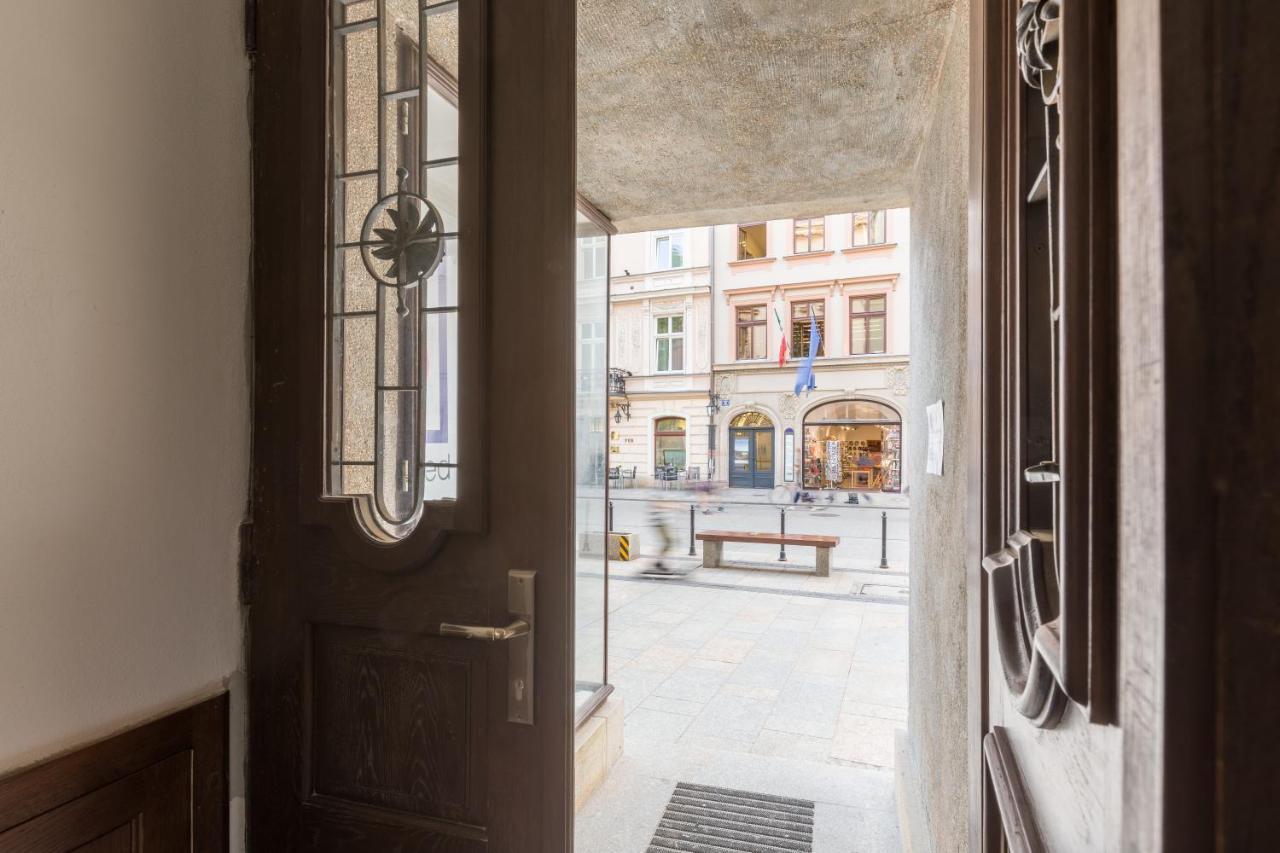 Cadena Gallery Witkacy * Krakov